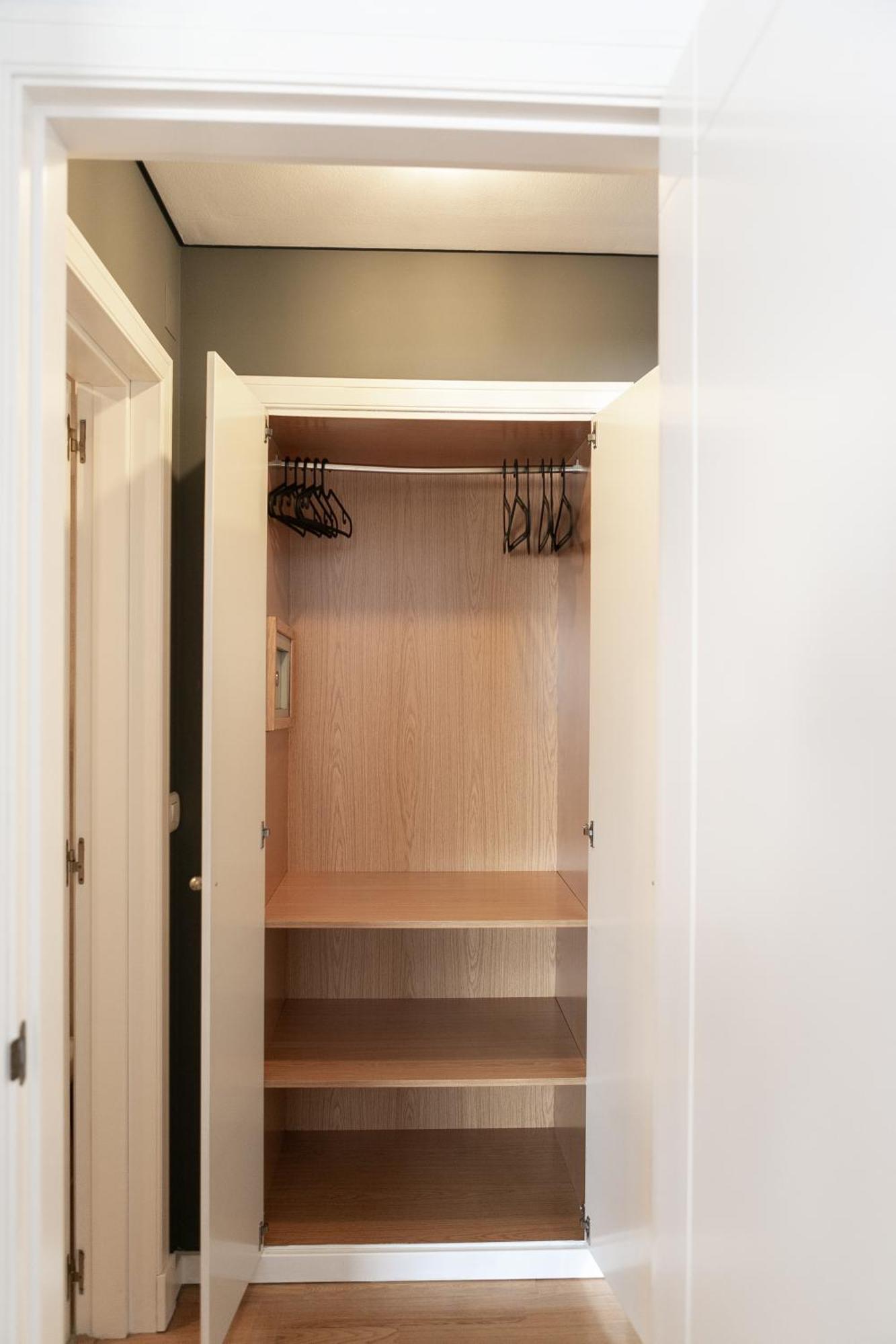 Relax Pool - Free Parking Garage Appartement